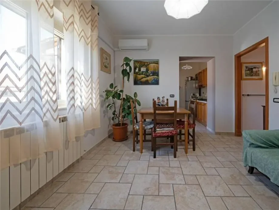 Gallery photo 8
