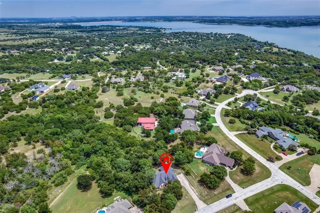 10208 Drop Tine Court, Fort Worth, Texas, United States. - Photo 35