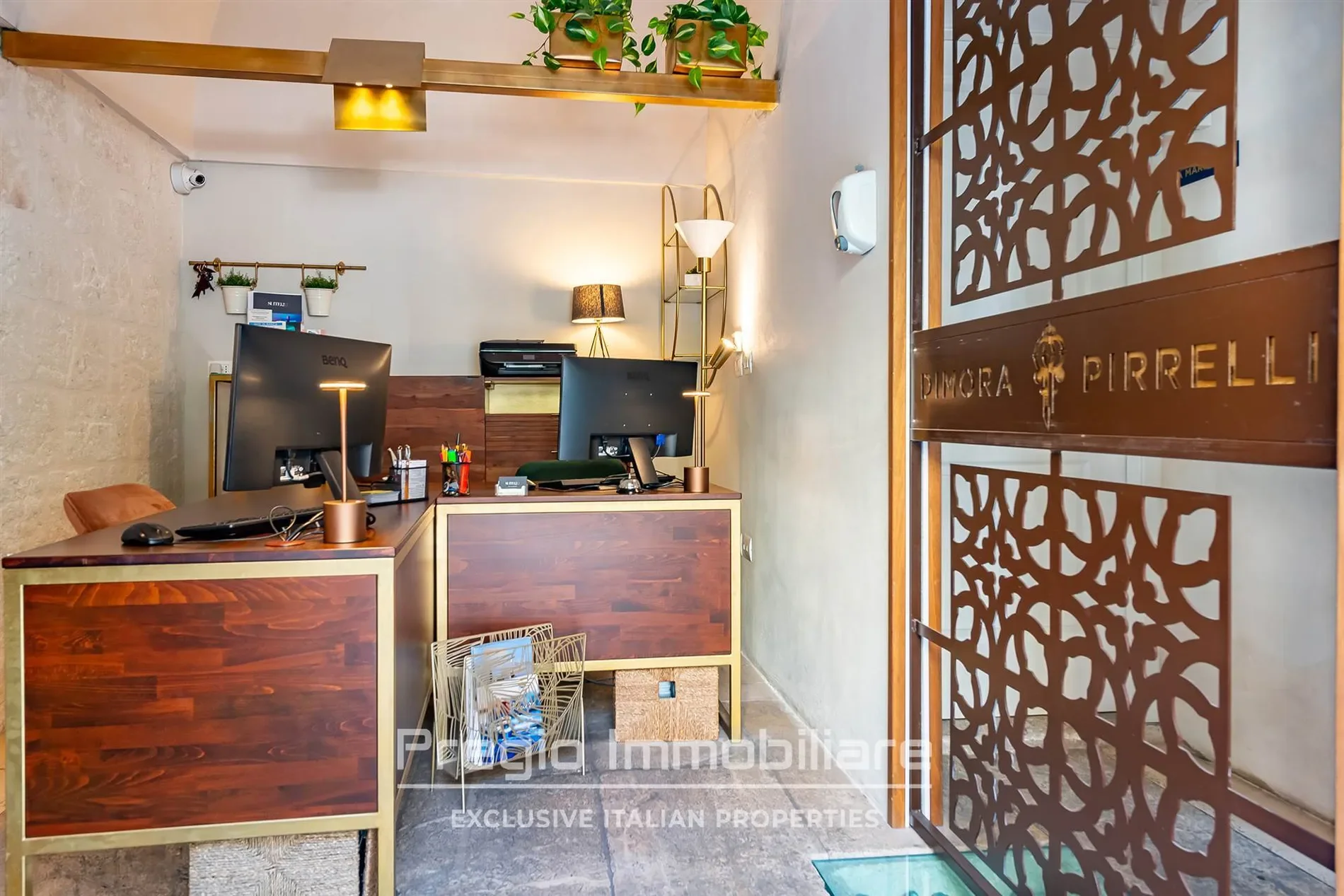Gallery photo 1