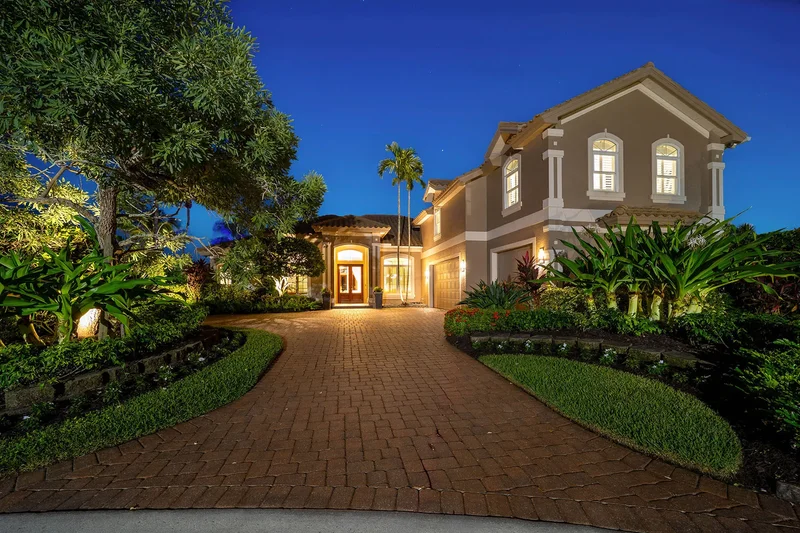 8752 Muirfield Drive, Naples, FL 34109, Naples, Florida, United States. - Photo 28