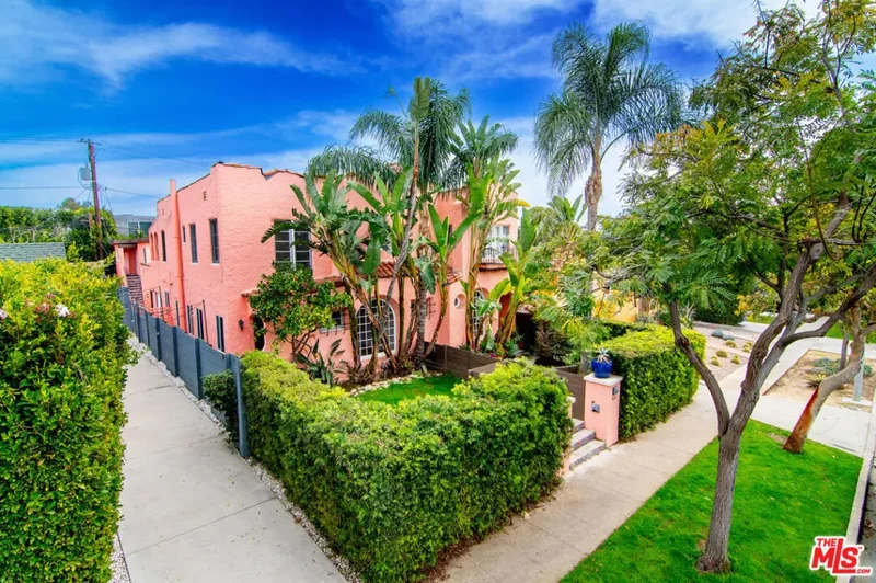 930 N Harper Avenue, Los Angeles, California, United States. - Photo 4