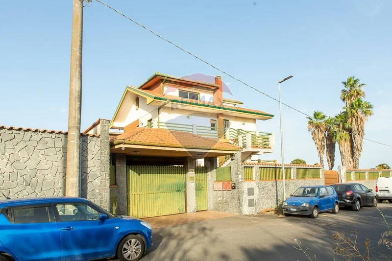 Via Pescara 20/b, Mascalucia, Sicily, Italy. - Photo 11