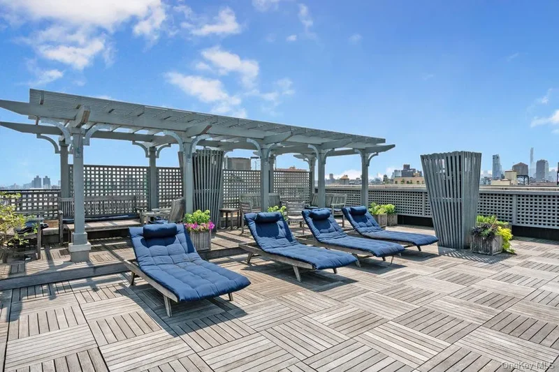 390 Riverside Drive, New York, New York, United States. - Photo 9