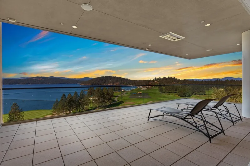 1031 S Island Green Dr, Coeur d'Alene, ID 83814, Coeur d'Alene, Idaho, United States. - Photo 14