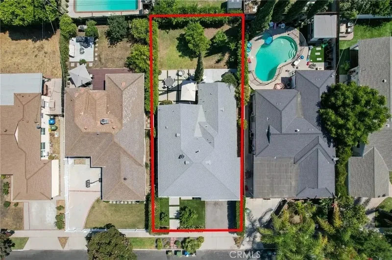 17642 Calvert Street, Los Angeles, California, United States. - Photo 34