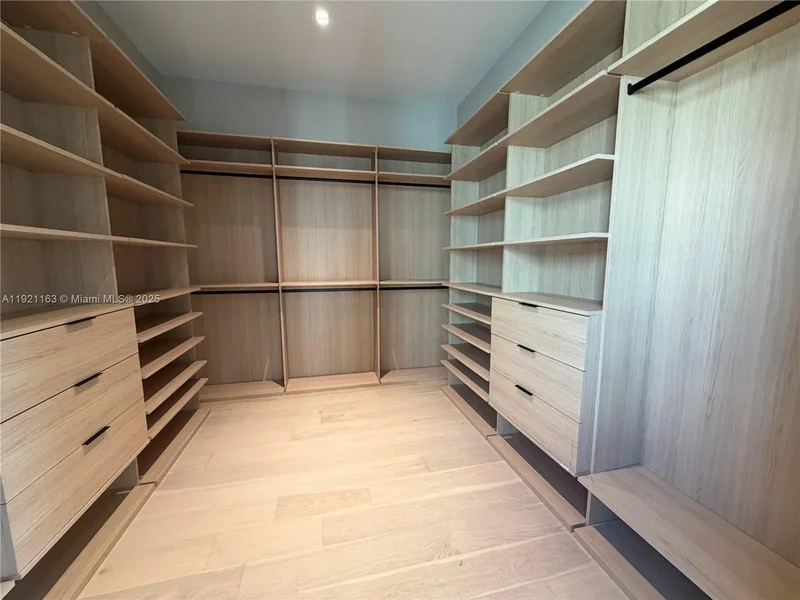 1380 Hollywood Blvd, Hollywood, Florida, United States. - Photo 7
