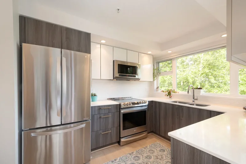 160 Shoreline Cir #407, Port Moody, BC V3H 0B2, Canada, Port Moody, British Columbia, Canada. - Photo 15
