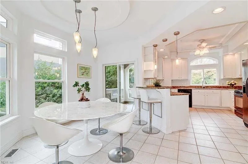 4458 Ocean View Avenue, Virginia Beach, Virginia, United States. - Photo 20