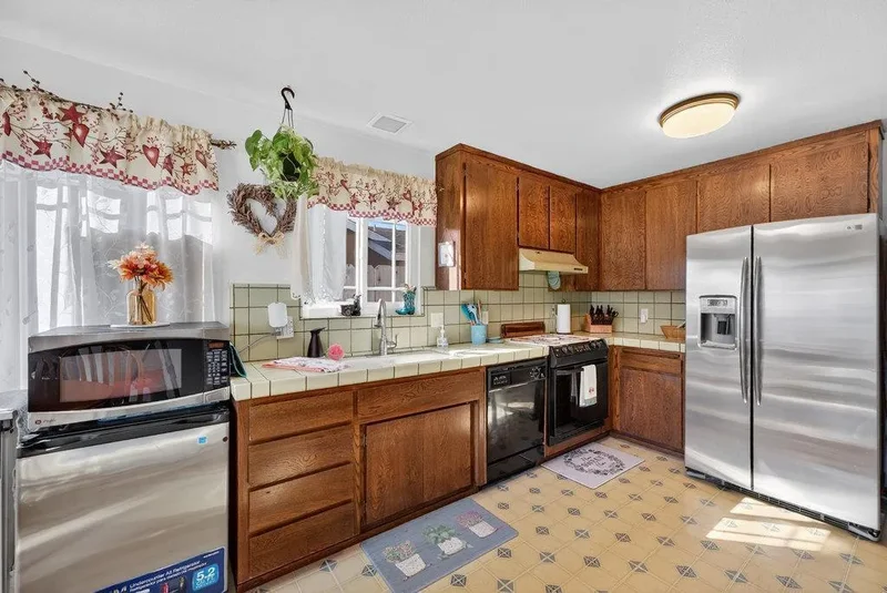 12932 Truman Street Street, Salinas, CA 93906, Salinas, California, United States. - Photo 11