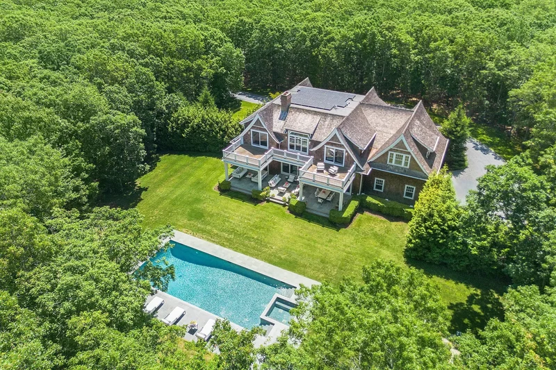 471 Middle Line Hwy, Sag Harbor, New York, United States. - Photo 19