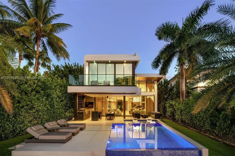 342 S Parkway, Golden Beach, FL 33160, Golden Beach, Florida, United States. - Photo 56