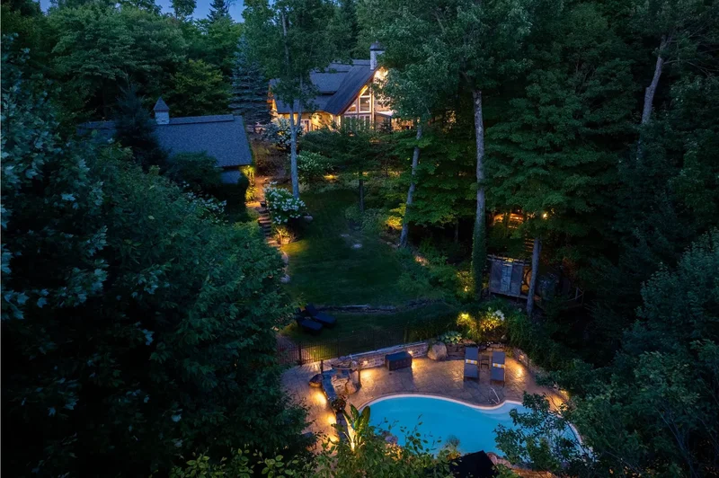 355 Ch. du Lac-Forget, Mont-Tremblant, Quebec, Canada. - Photo 21