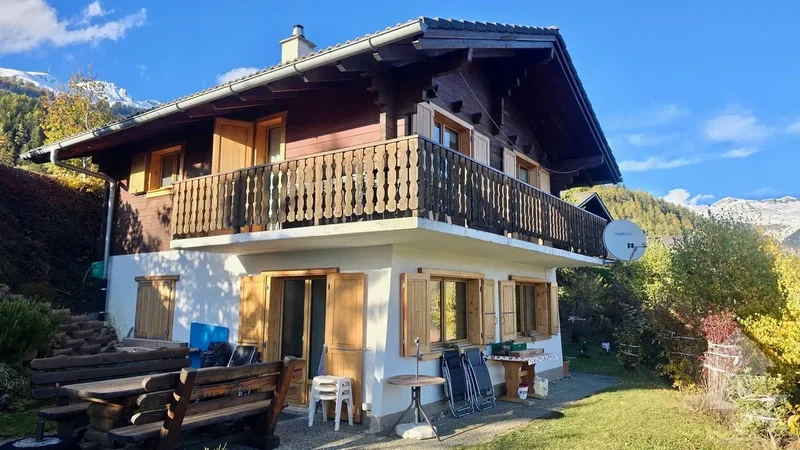 Ayent, Valais, Switzerland. - Photo 3