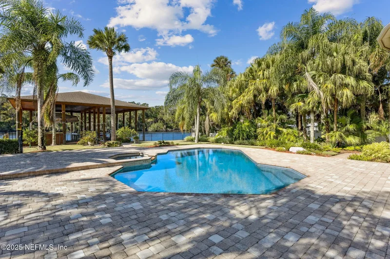 21 N ROSCOE Boulevard, Ponte Vedra Beach, Florida, United States. - Photo 73