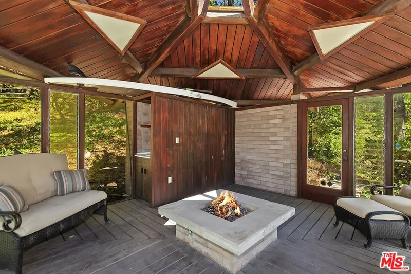 28805 North Shore Road, Lake Arrowhead, California, United States. - Photo 5