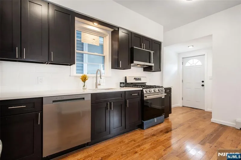 4530 Kennedy Boulevard, Union City, NJ 07087, Union City, New Jersey, United States. - Photo 8