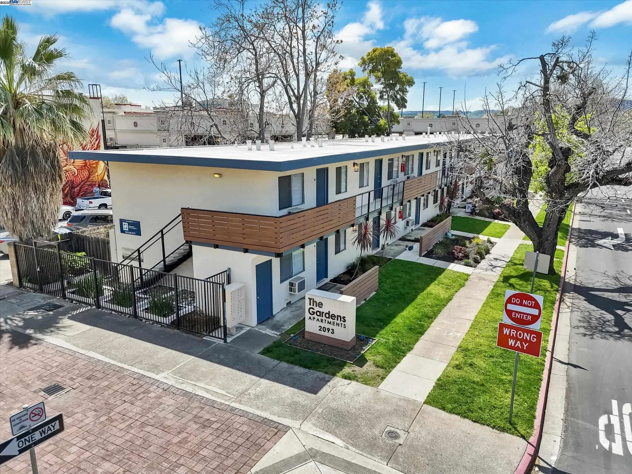 2093 Mt. Diablo Street, Concord, California, United States. - Photo 2