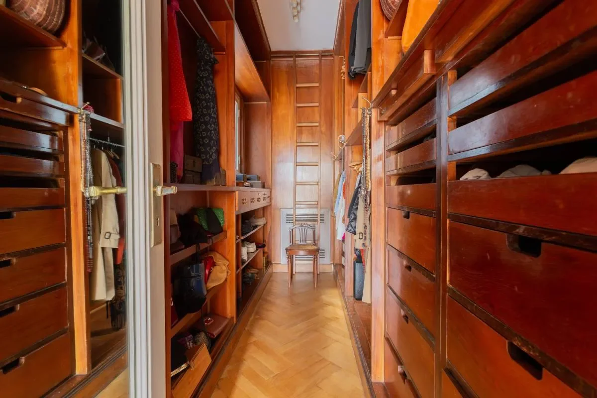 Gallery photo 10