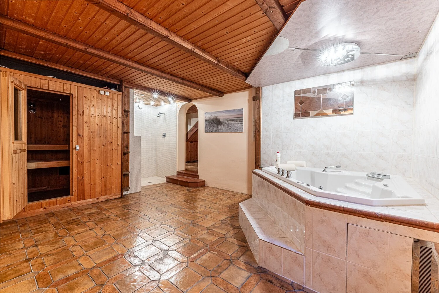 Gallery photo 10