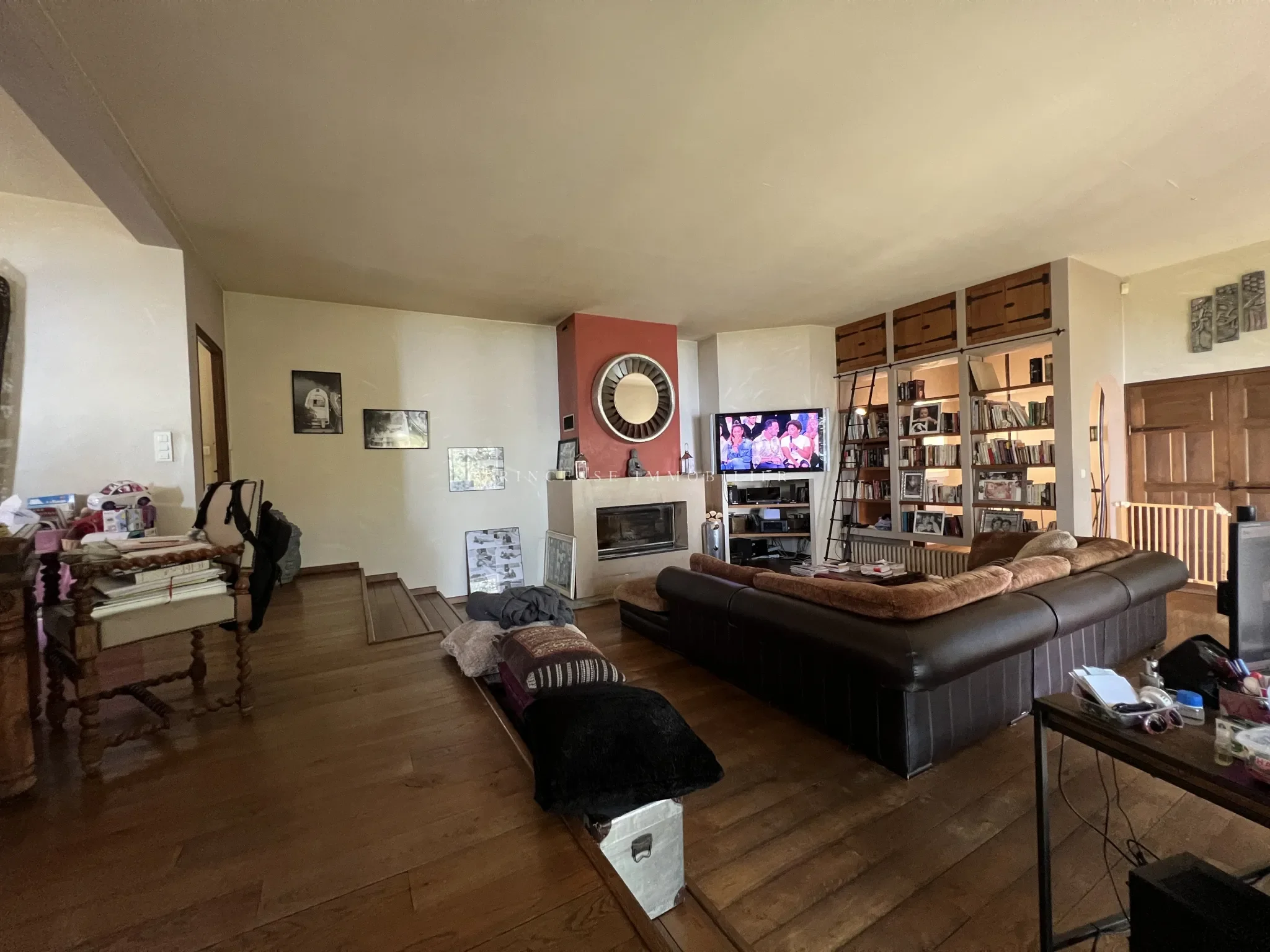 Gallery photo 10
