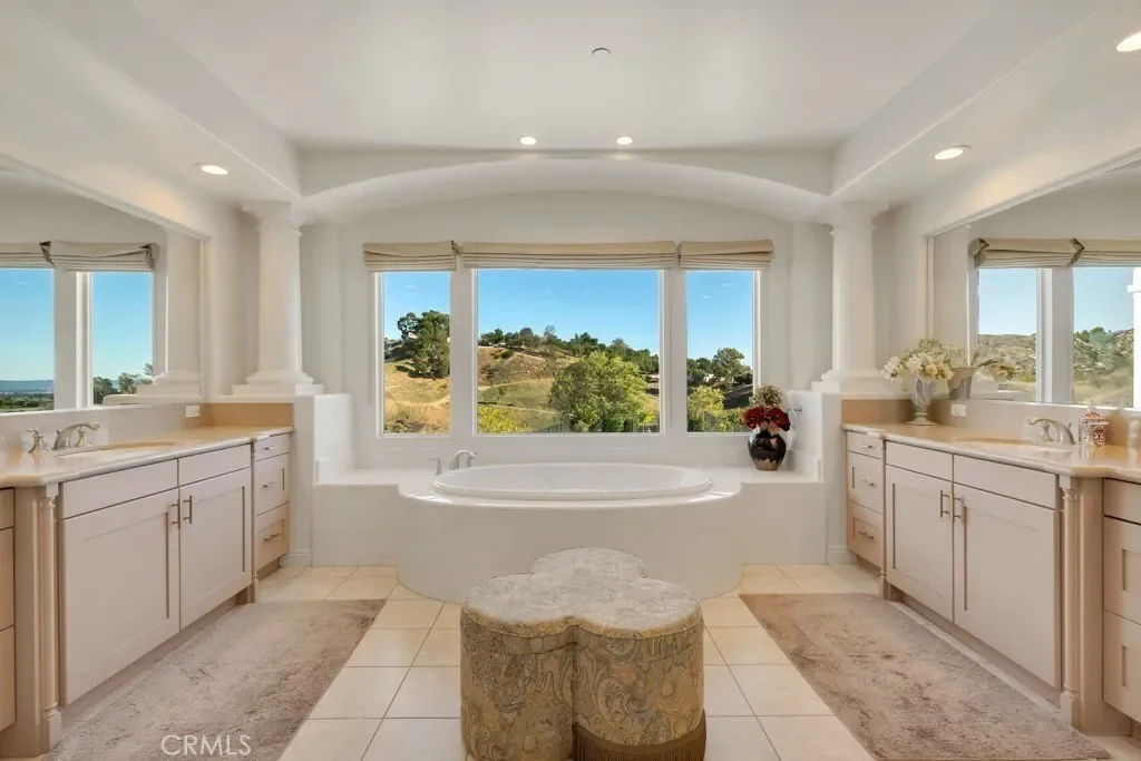 12356 Longacre, Granada Hills, CA, 91344, USA, Los Angeles, California, United States. - Photo 44
