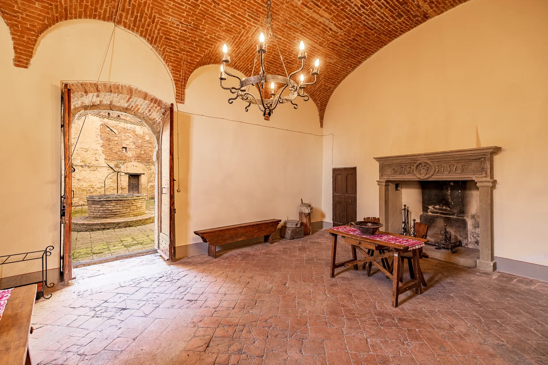 Spina PG, Italy, Spina, Umbria, Italy. - Photo 23