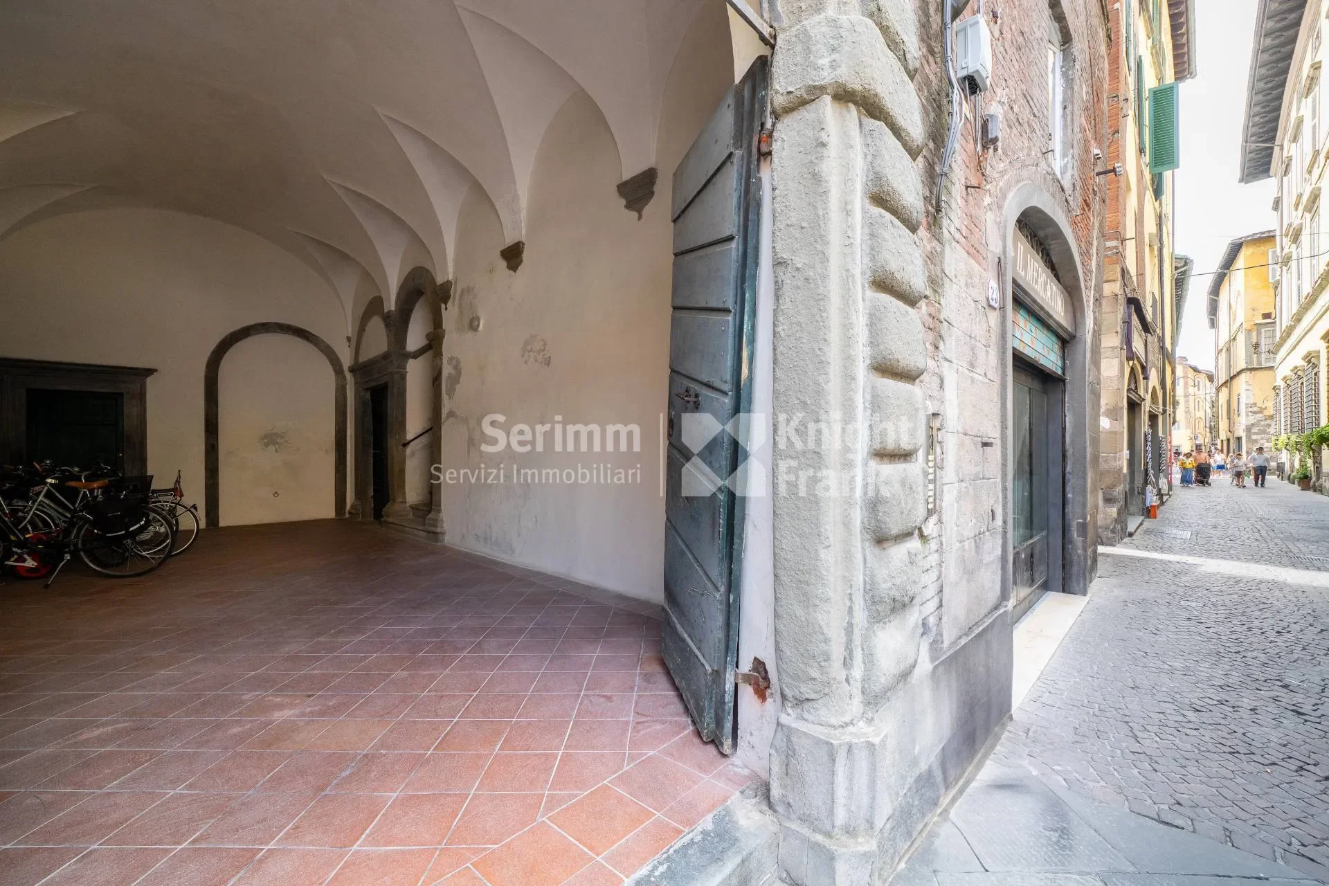 Lucca, Tuscany, Italy. - Photo 8