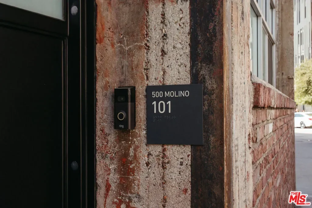 500 Molino Street 101, Los Angeles, California, United States. - Photo 9