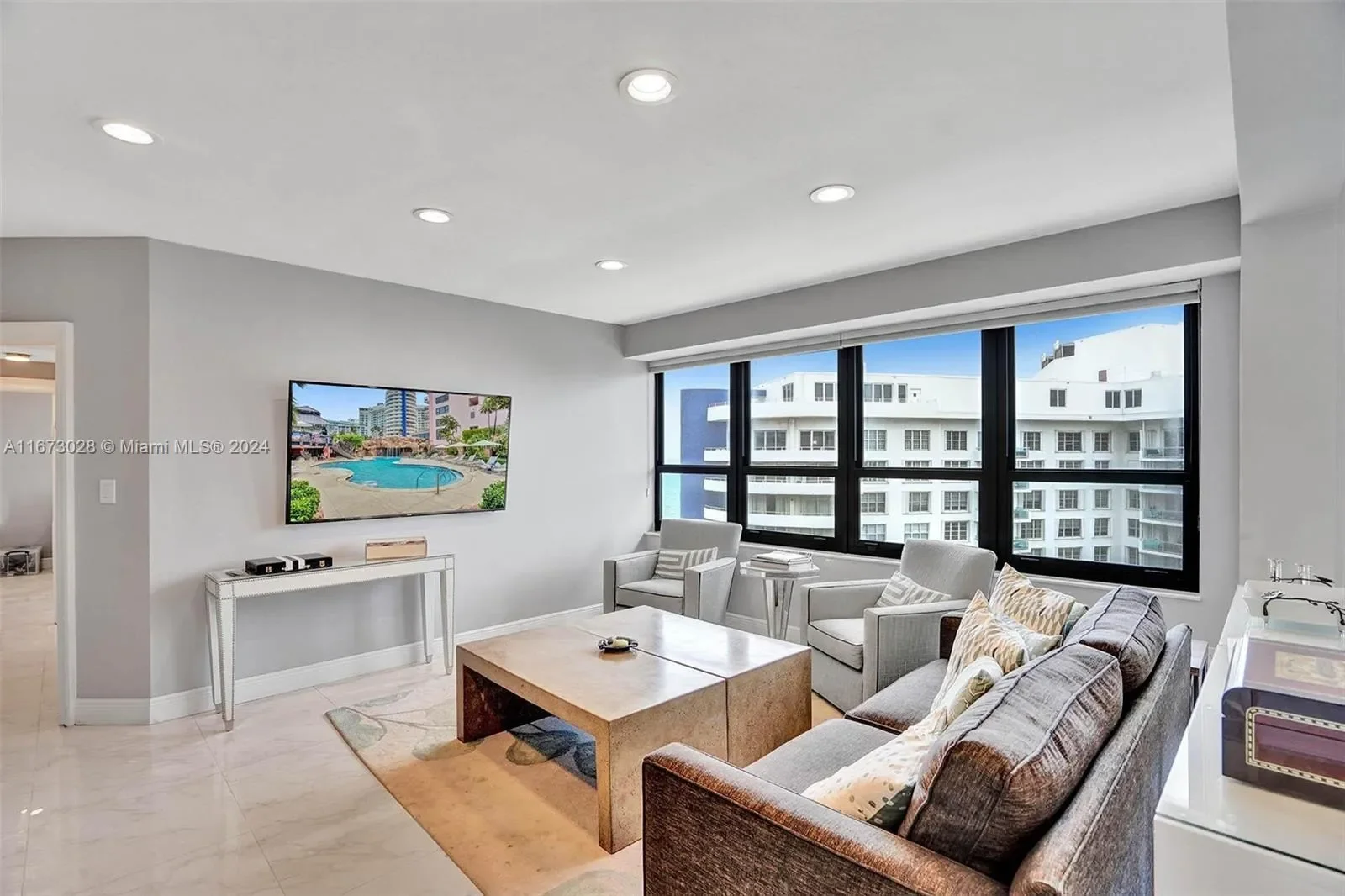 5225 Collins Ave PH7, Miami Beach, Florida, United States. - Photo 1