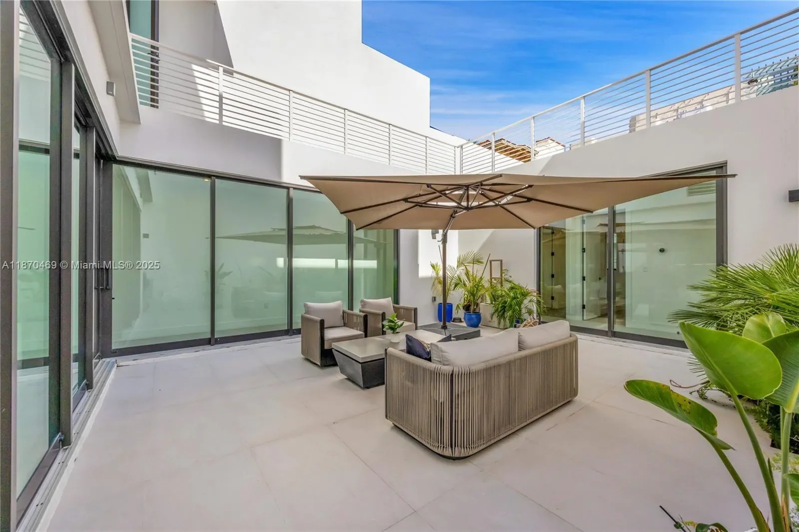 617 Almeria Ave, Coral Gables, Florida, United States. - Photo 18