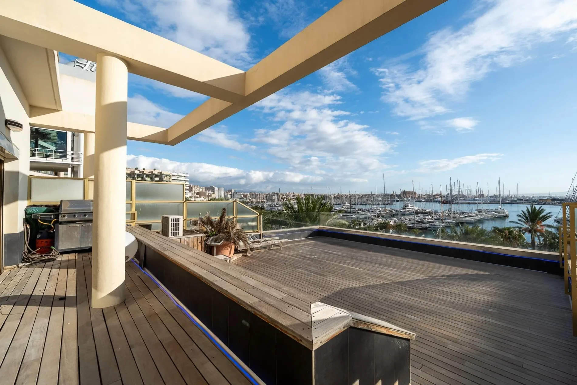 El Terreno, Palma de Mallorca, BALEARES, Palma de Mallorca, Palma, Balearic Islands, Spain. - Hero Image