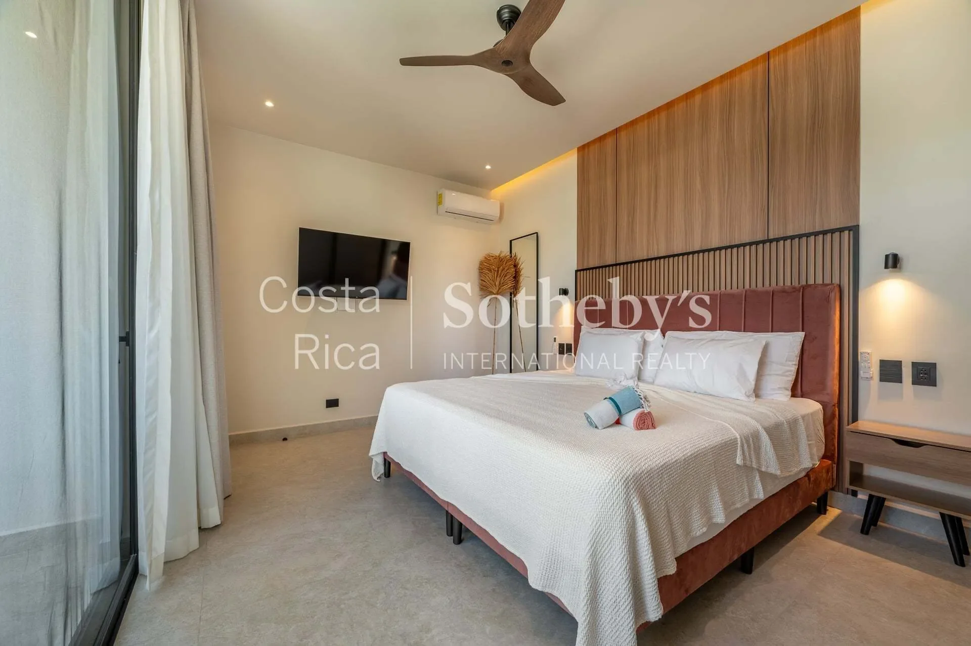 Gallery photo 10