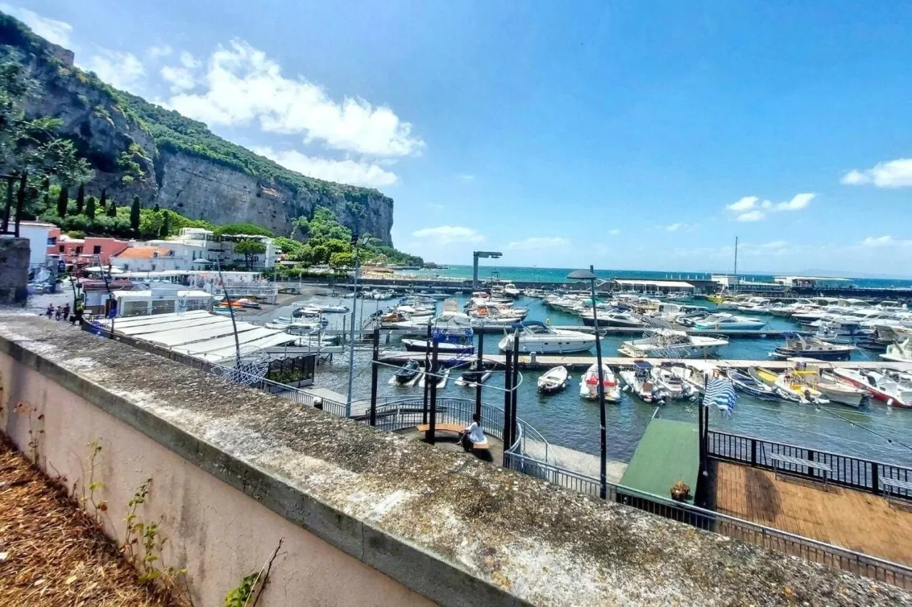 Via Arcoleo, 26, 80069 Vico Equense NA, Italia, Vico Equense, Campania, Italy. - Photo 11