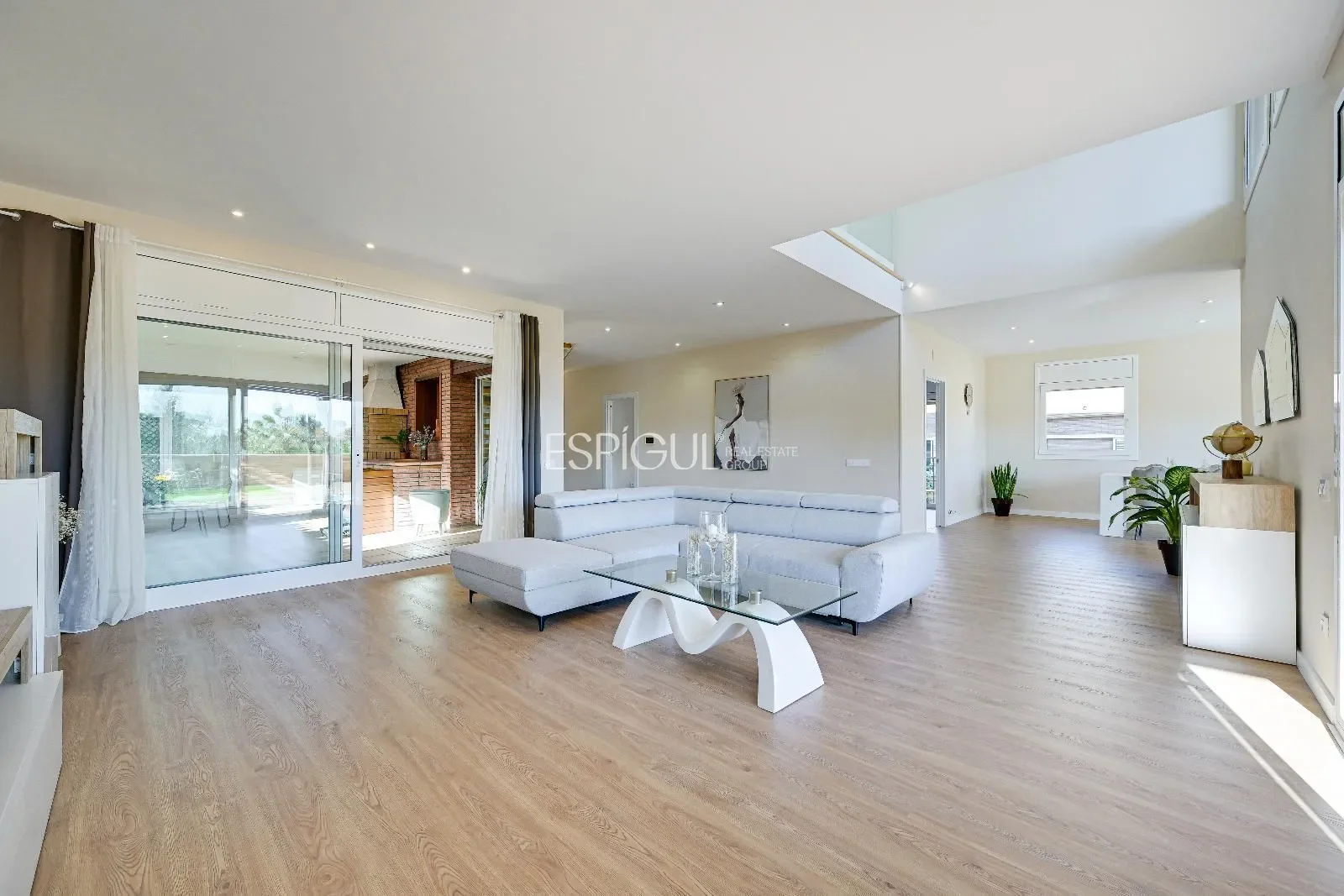 Gallery photo 4