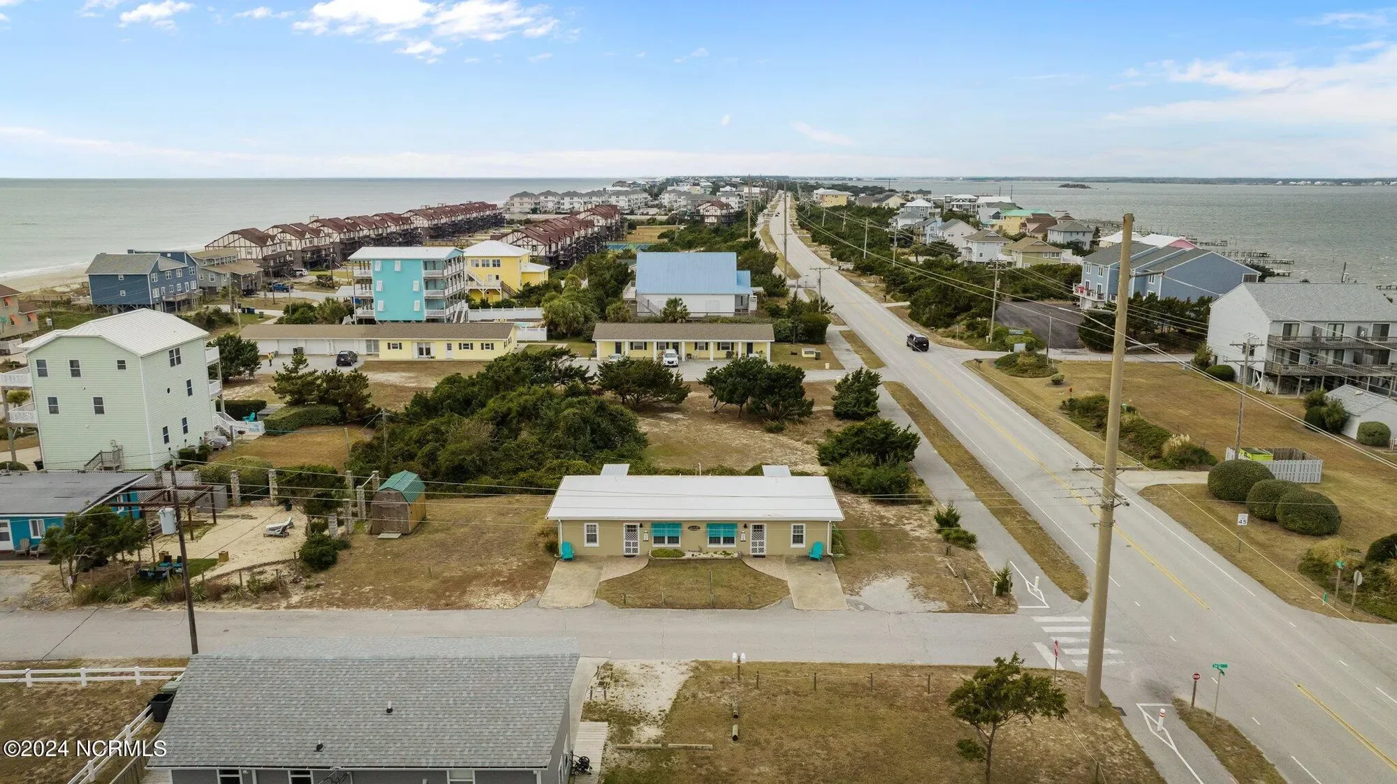 103 24th Street, Emerald Isle, North Carolina, United States. - Photo 2