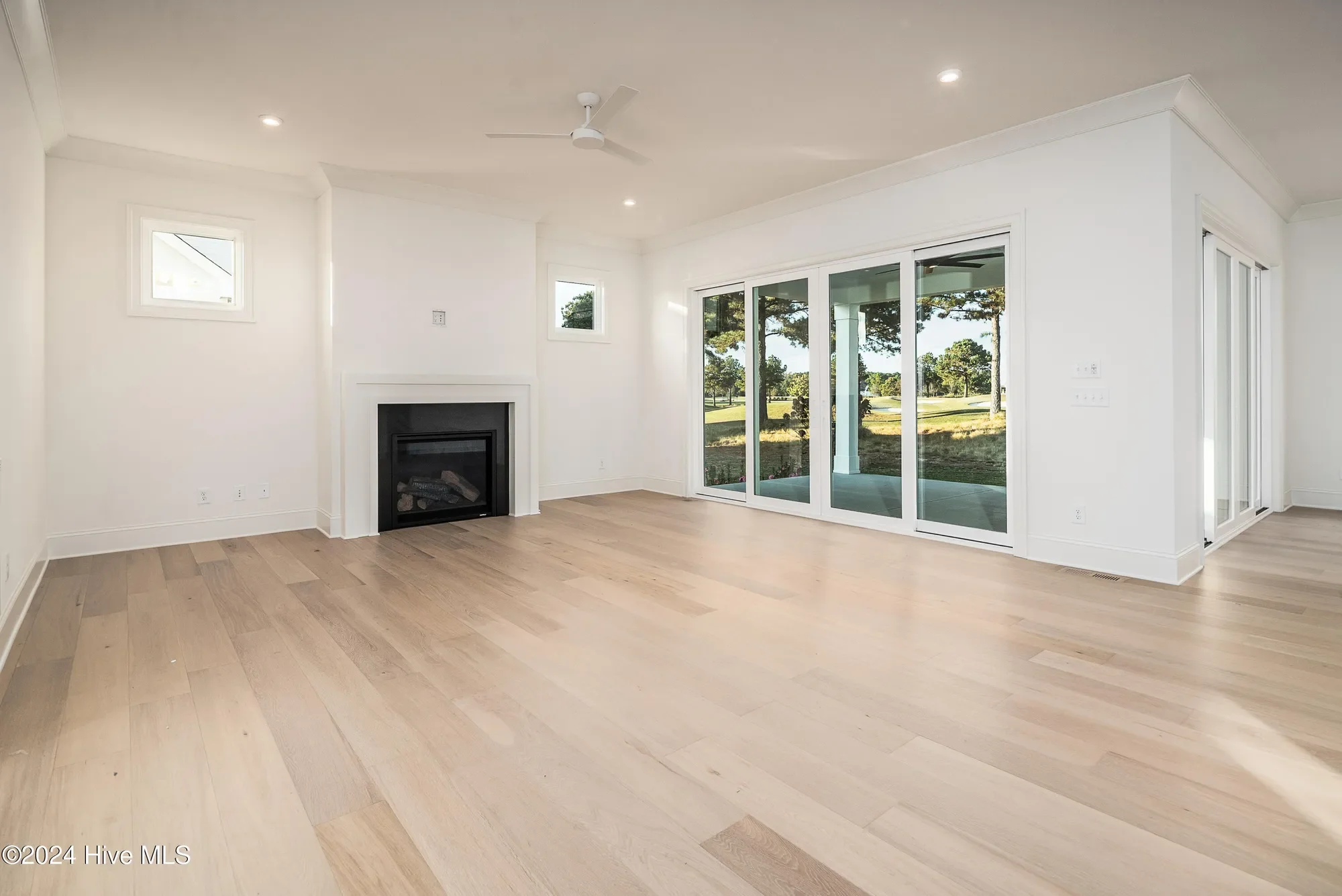 Gallery photo 9