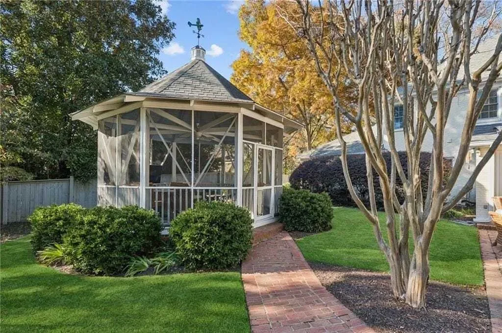 Property photo 11