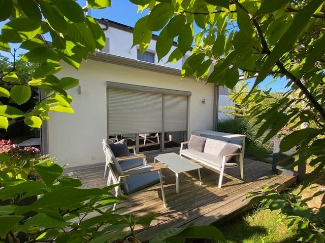 Exterior photo 7