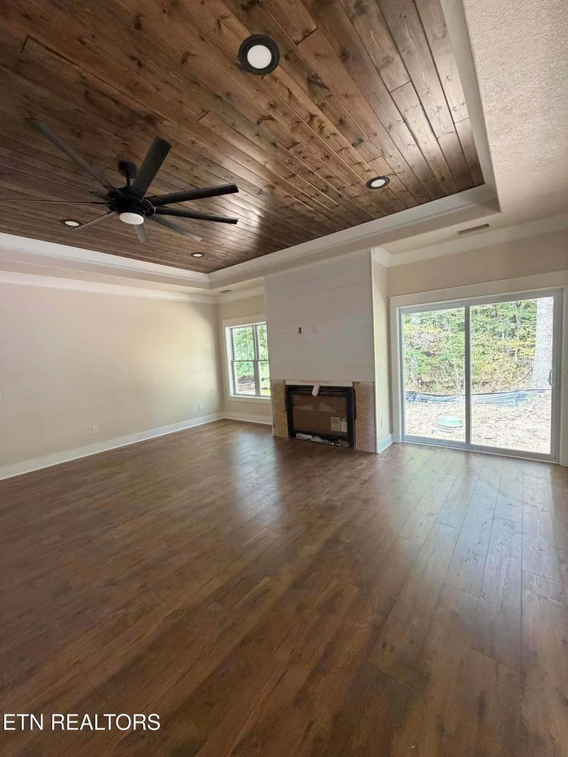 414 Beachwood Drive, Crossville, TN 38558, Crossville, Tennessee, United States. - Photo 27