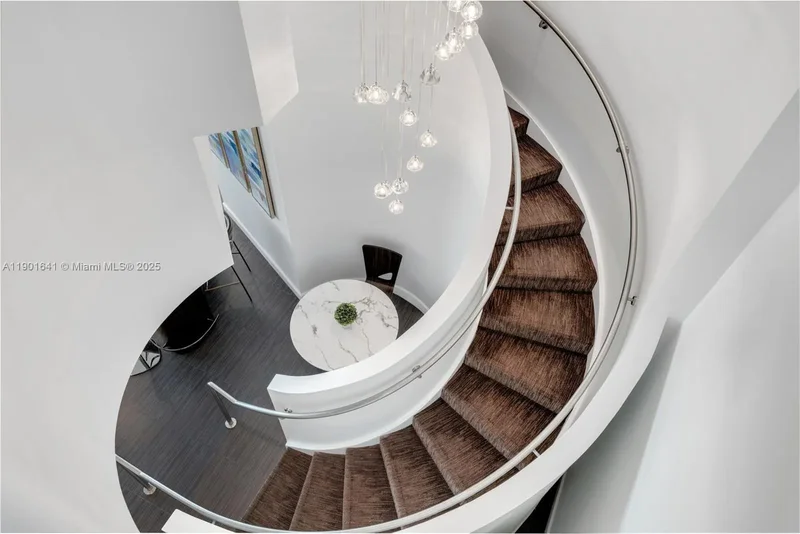 4391 Collins Ave 512, Miami Beach, Florida, United States. - Photo 17