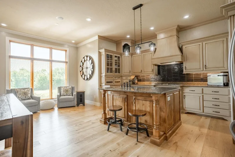 768 S Long Drive, Springfield, MO 65802, Springfield, Missouri, United States. - Photo 63