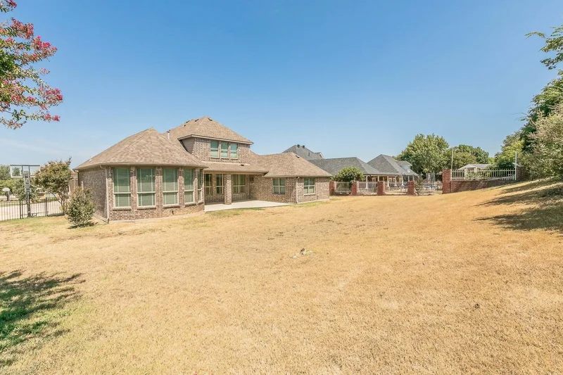 7405 Eagle Ridge Circle, Fort Worth, TX 76179, Fort Worth, Texas, United States. - Photo 34