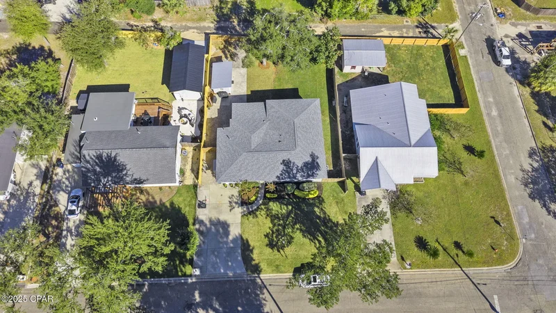 1613 Dewitt Street , Panama City, FL 32401, Panama City, Florida, United States. - Photo 30