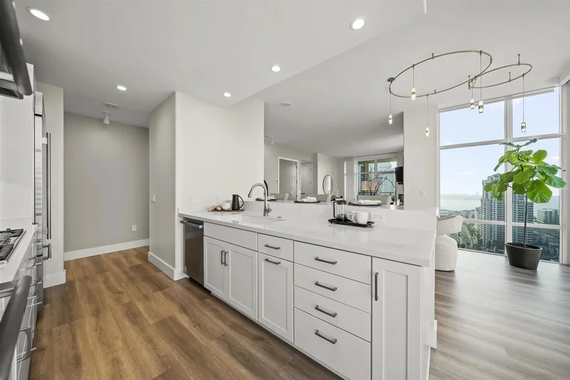 550 Front St 2303, San Diego, California, United States. - Photo 24