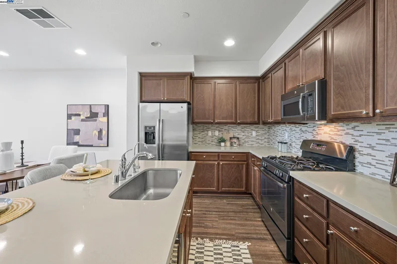 2336 Carbondale Way, Dublin, California, United States. - Photo 34