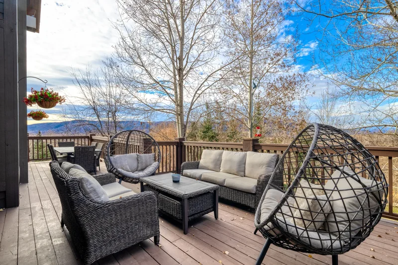 35415 Priest Creek Road , Steamboat Springs, CO 80487, Steamboat Springs, Colorado, United States. - Photo 15