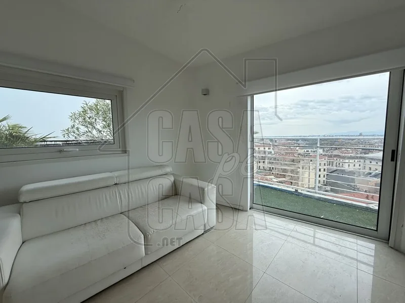 CORSO GARIBALDI, Padova, Veneto, Italy. - Photo 4