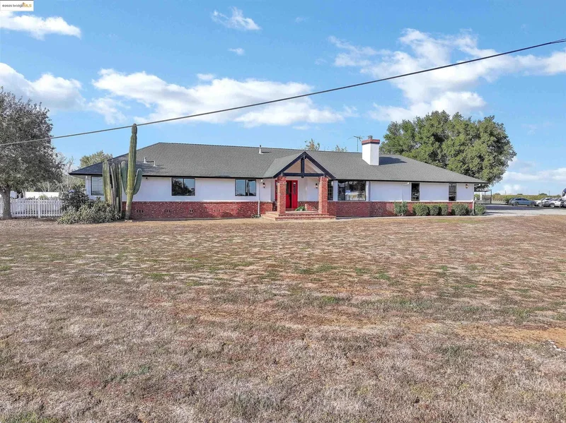 23701 Marsh Creek Rd, Brentwood, California, United States. - Photo 42