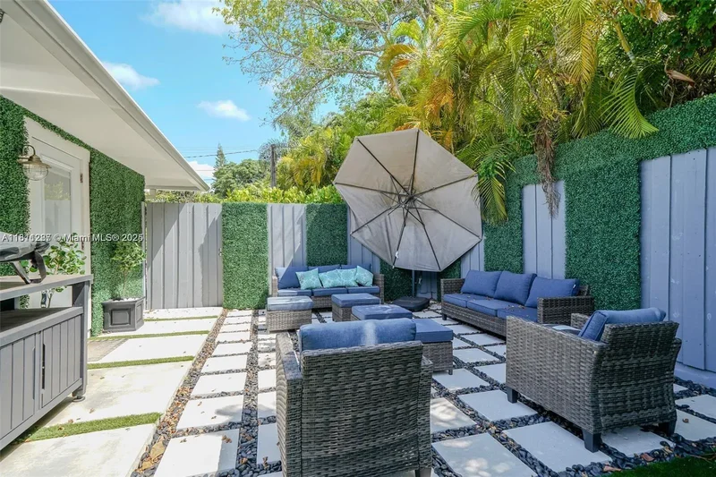 8390 SW 64th St, Miami, Florida, United States. - Photo 16