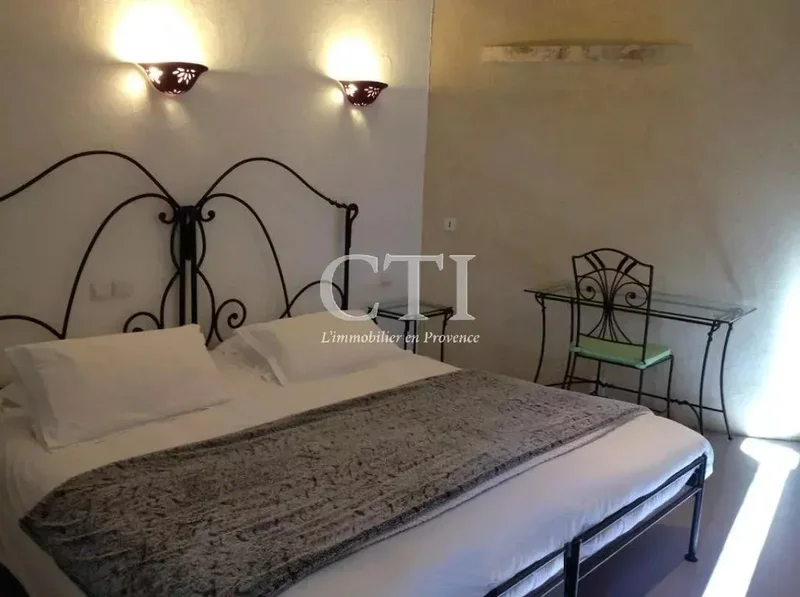 Apt, Provence-Alpes-Côte d'Azur, France. - Photo 33